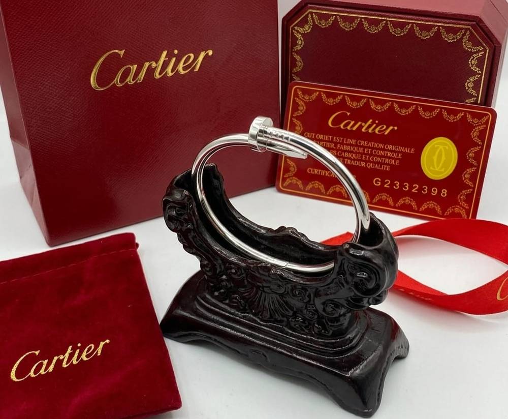 Elegant screw bracelet - Image 1