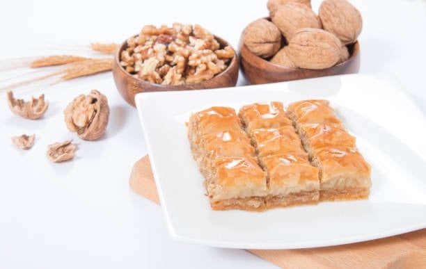 Baklava with walnuts