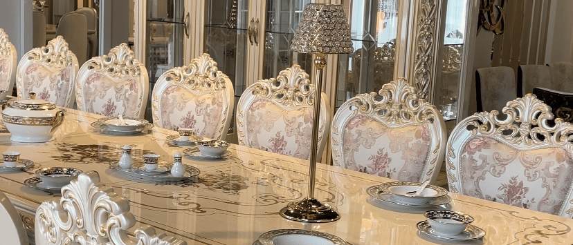 طاولات طعام
