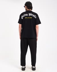 FAKE T-shirt -BLACK - صورة 5