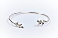 SILVER TREE LEAF BRACELET  - Image 2
