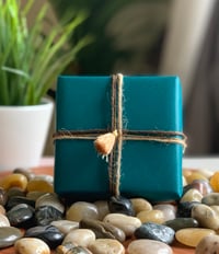 GIFT WRAP #35 - Image 2