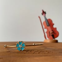 LIGHT BLUE FLOWER BRACELET - Image 1