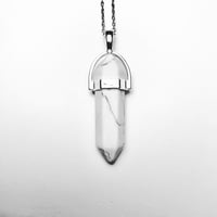 NATURAL HOWLITE STONE NECKLACE  - Image 1