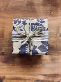GIFT WRAP #39 - Image 1