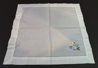 Embroidered Flower Cotton Napkins Set of 12.Pcs - صورة 2