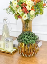 Big Crystal Centerpiece   - Image 1