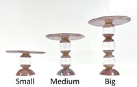 Set of glass 3 stands with plates - صورة 4