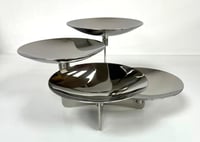 Stand with 4 Rounded Plates - صورة 4
