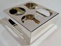 Square Tray 4 Bottles Holders with Handles, Use For Water/Juice/Coke - صورة 2