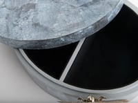 Oval Dragonfly Box – Prussian Blue - صورة 10