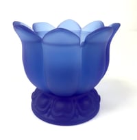 Small Crystal Vase Lotus Flower in Blue Color - صورة 4
