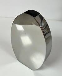 Vertical Oval S/Steel Vase - صورة 4