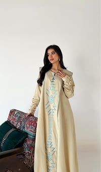 J24 - صورة 1
