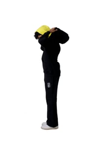 black pants - صورة 2