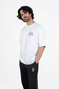 تيشرت ابيض - صورة 3