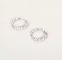 Mini Elegance – حلق هوب مويسانيت 3 مم - Image 3