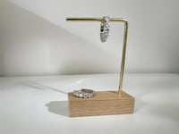 Bold Elegance حلق هوب مويسانيت (Moissanite) 4mm  | فضة 925 - Image 4