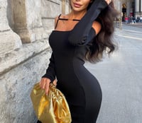 فستان بأكمام مكشوفة للركبة - صورة 1