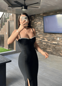 فستان بلا أكمام للركبة - صورة 2
