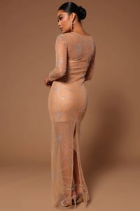 فستان بأكمام طويلة طويل - صورة 4