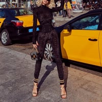 جمبسوت بأكمام طويلة  - صورة 1