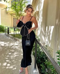 فستان بلا أكمام للركبة - صورة 9