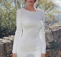فستان بأكمام طويلة للركبة - تسليم فوري - صورة 4