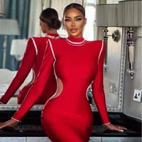 فستان بأكمام طويلة مشد قصير - تسليم فوري - صورة 1