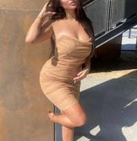 فستان بلا أكمام للركبة - صورة 2