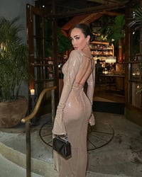 فستان بلا أكمام طويل - صورة 1