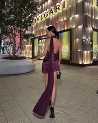 فستان بلا أكمام ستان قصير - صورة 2