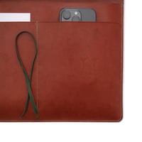  Executive Leather Case. Dancers, Jubbah, Hail - Image 4