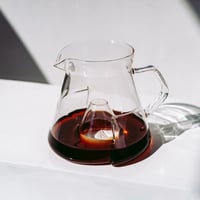 ICOSA Cyclone Sensory Carafe ابريق تقطير القهوة من ايكوزا - صورة 5