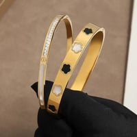 أساور ستريت شيك – لمسة ذهبية أنثوية - Image 4