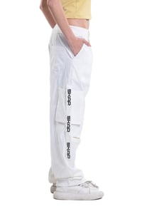 Cargo White - Image 4