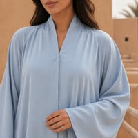 عباية دبل كلوش سماوي بقماش ناعم فاخر - صورة 2