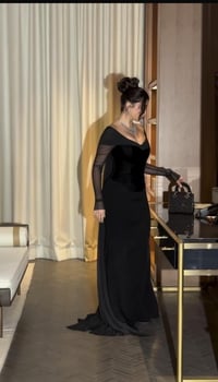 فستان اسود ناعم - صورة 3