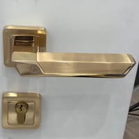مسكات ابواب مفصول ذهبي  - صورة 1