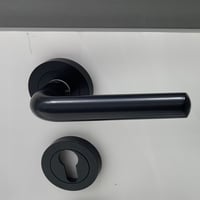 مسكات ابواب مفصول HACER لون BLK  - صورة 1