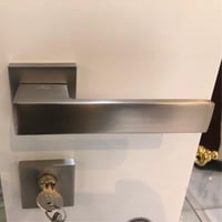 مسكات ابواب مغصول فضي DSM  - صورة 1