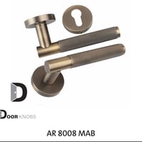 مسكات ابواب مفضول لون برنزي MAB  - صورة 1