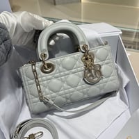 ديور - صورة 1