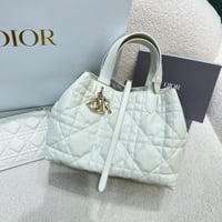 ديور - صورة 1