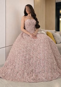 فستان سهرة وردي غباري فاتح - صورة 2