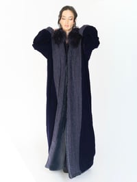 Velvet and Wool Farwa - Image 3