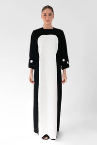 Crepe and Velvet  - Image 3