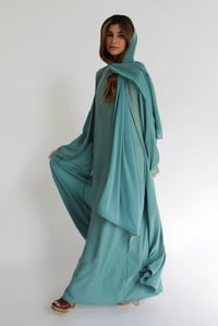 Tiffany Embroidered Abaya - Image 3