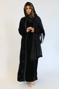 Classy Velvet  - Image 4