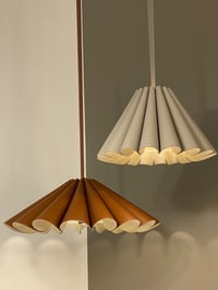 إنارة معلّقة مودرن تصميم جلد - صورة 3